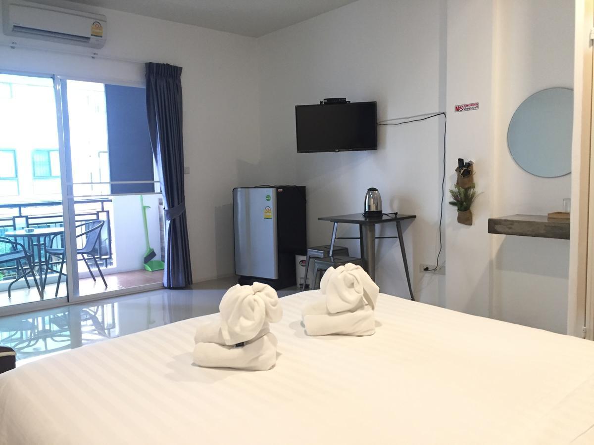 Boutique Summer House Jomtien Beach Exterior photo